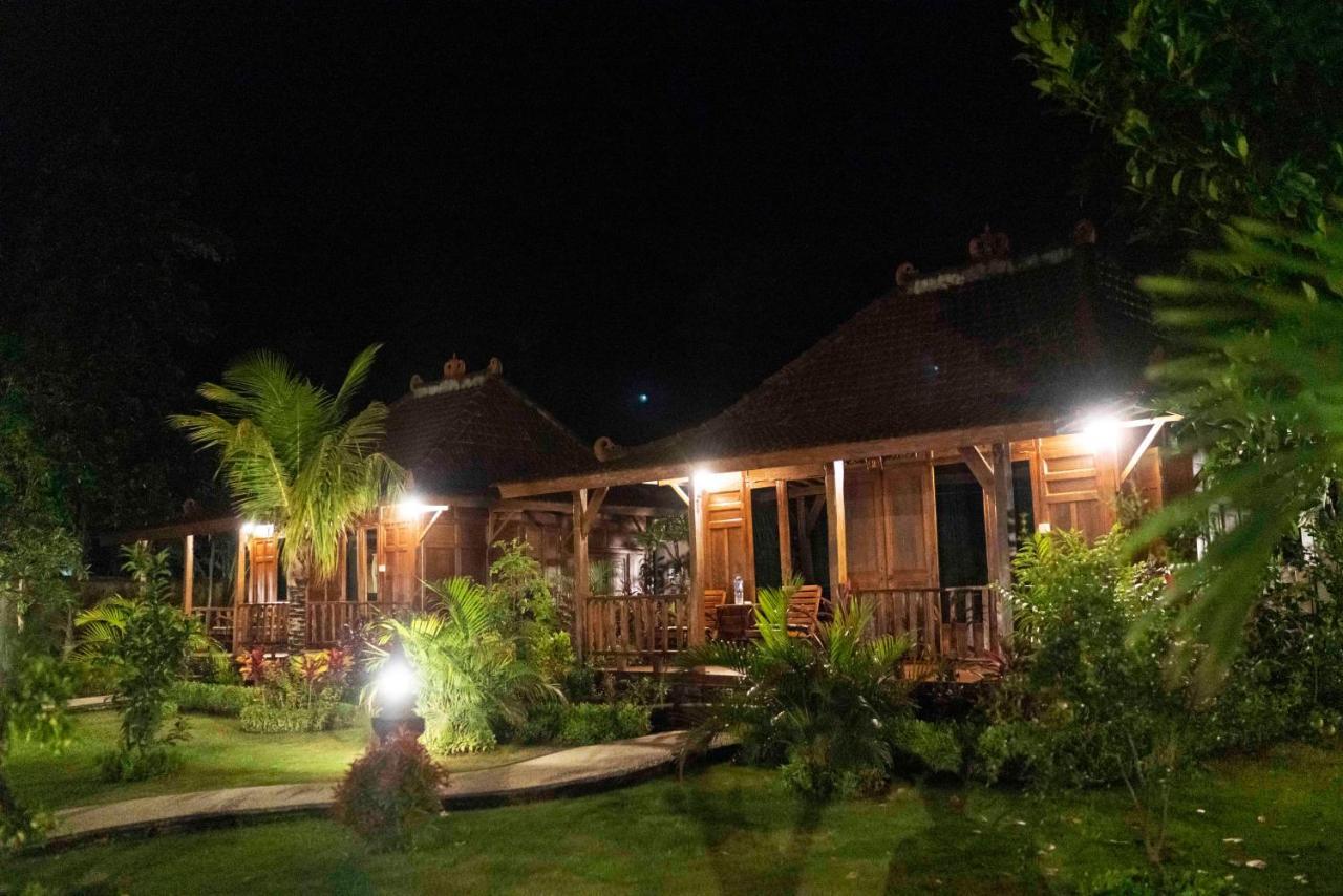 Kubu Kangin Resort Amed Esterno foto