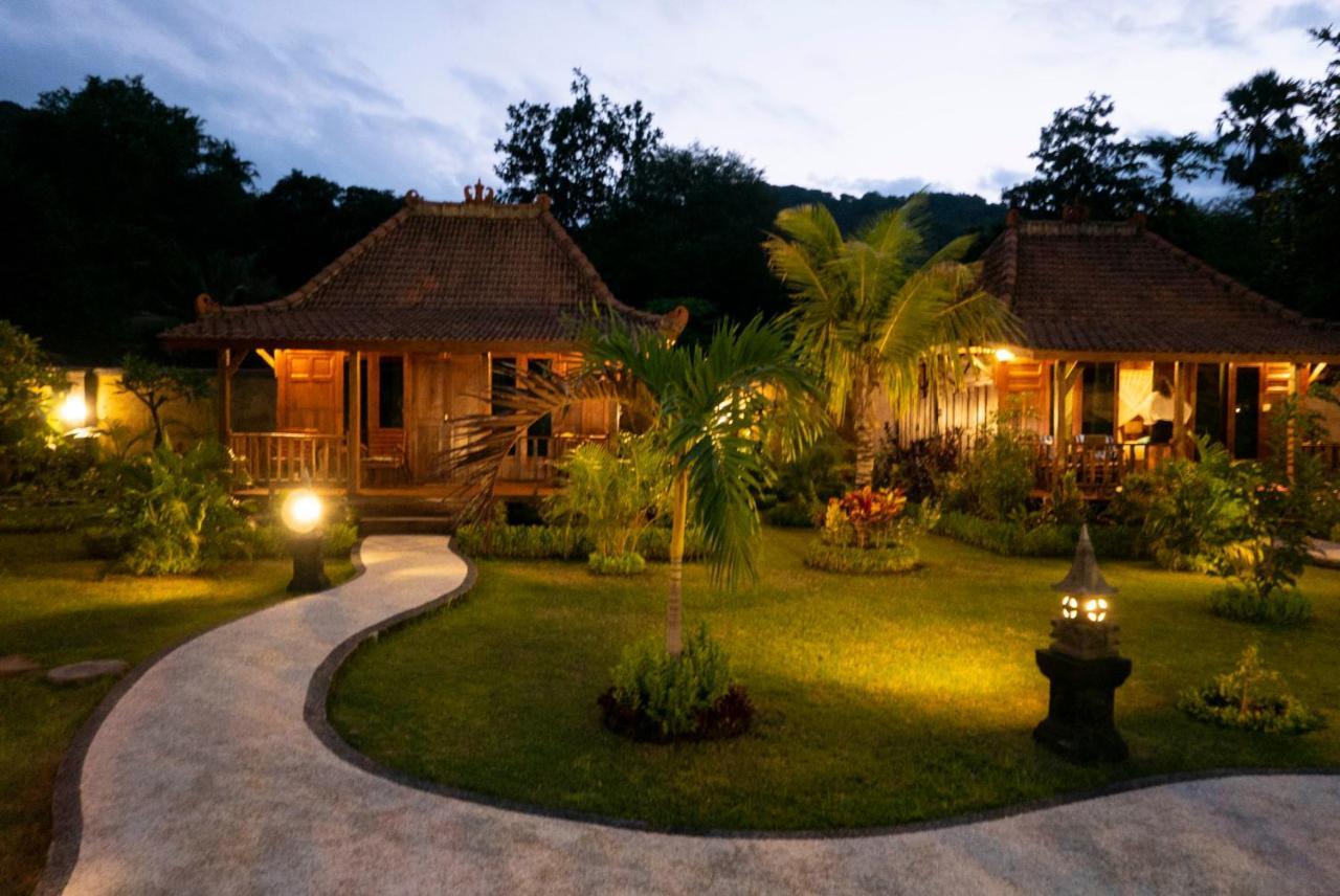 Kubu Kangin Resort Amed Esterno foto