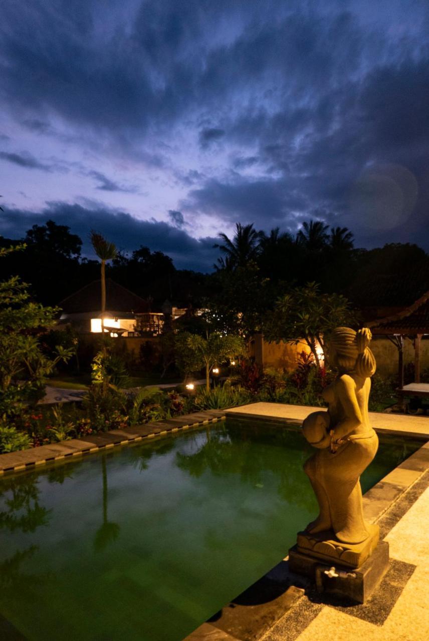 Kubu Kangin Resort Amed Esterno foto